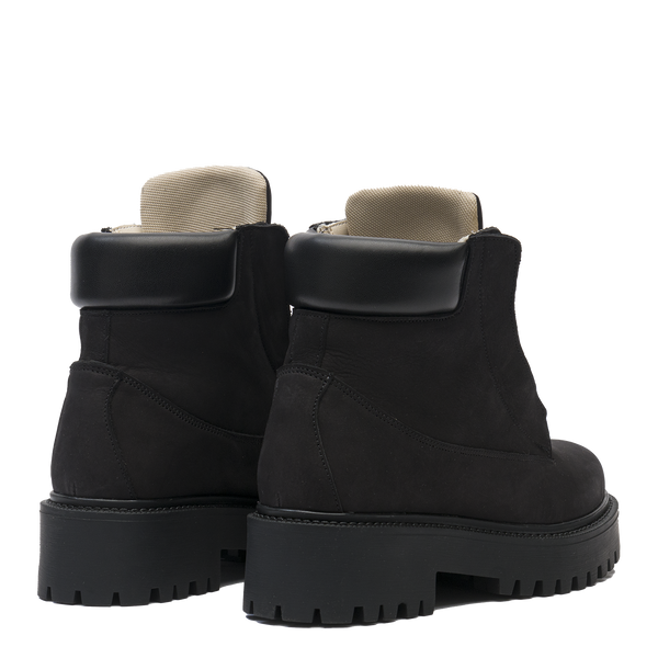 Total Black Nabuk "Starboot"