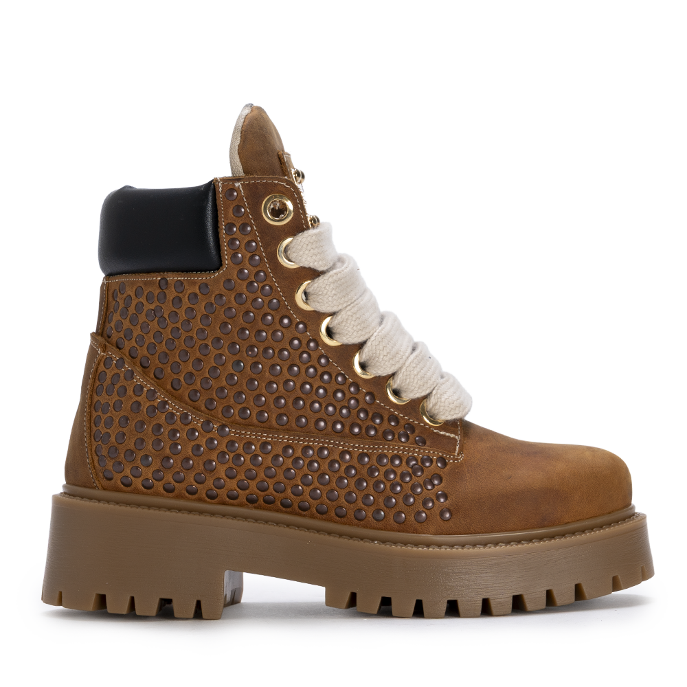 STARBOOT CUSTOM – Brown Micro Stud Edition