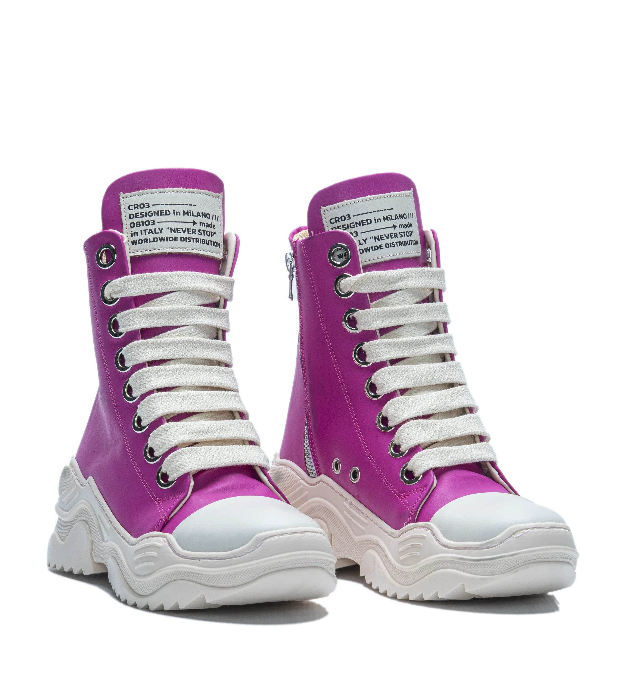 REBEL HIGH – Leather