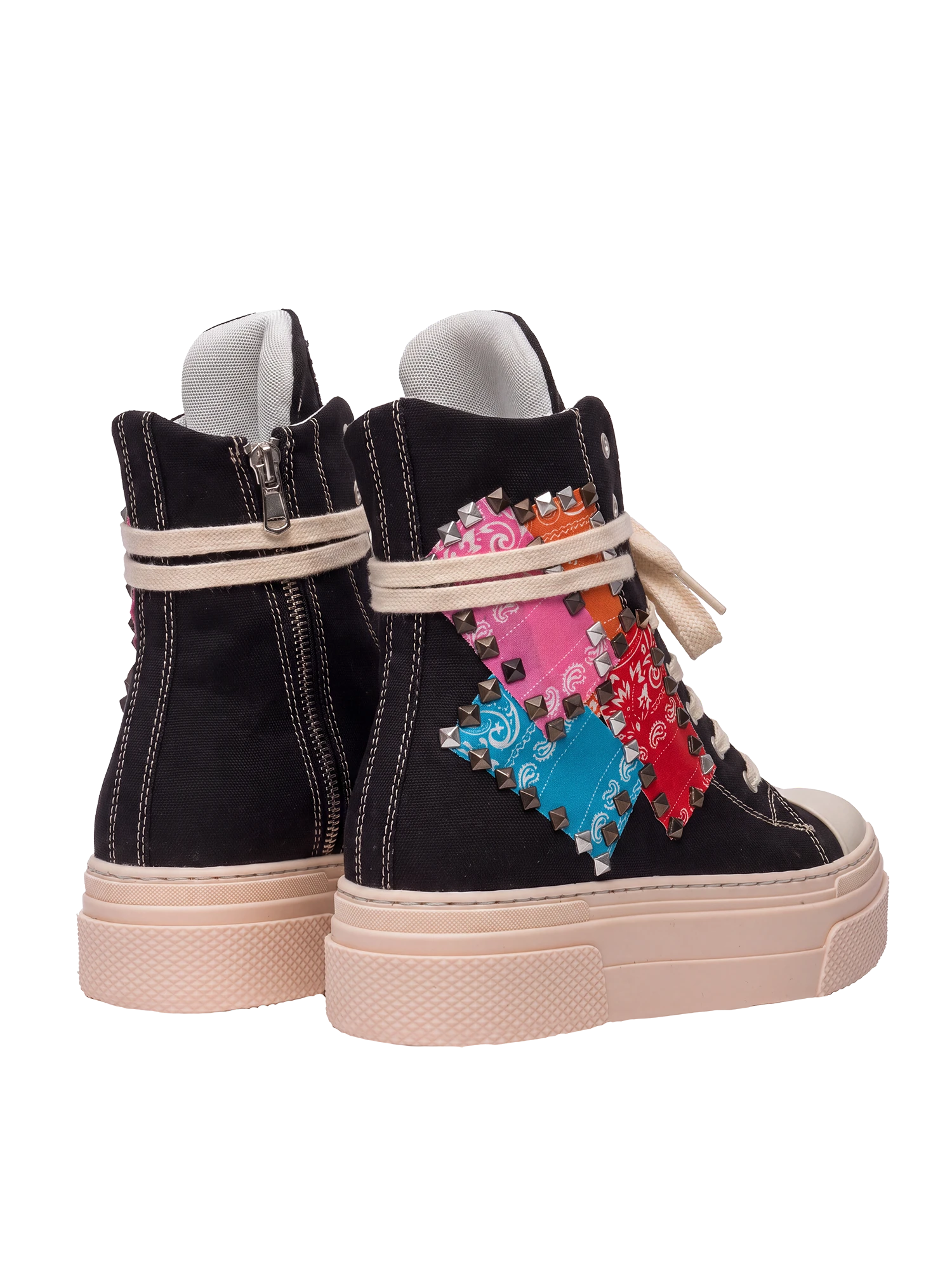 CALIPSO 300 — Tela con bandana e borchie