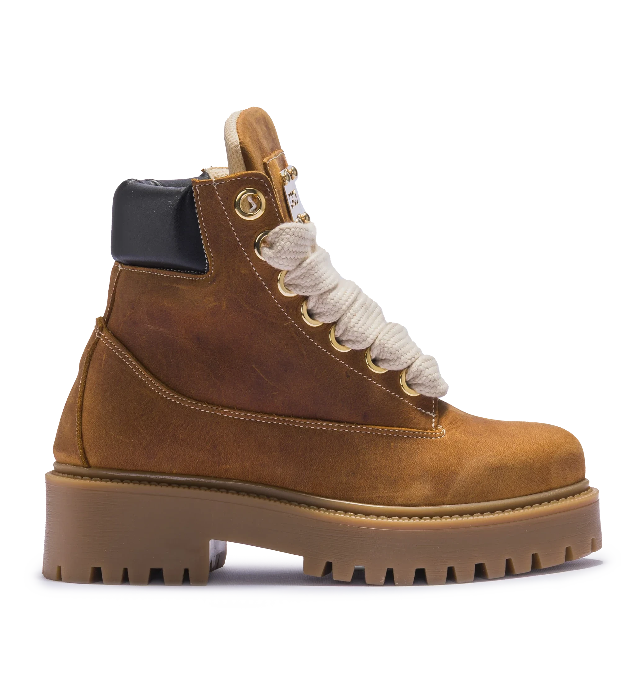 STARBOOT_CaramelNubuck.webp